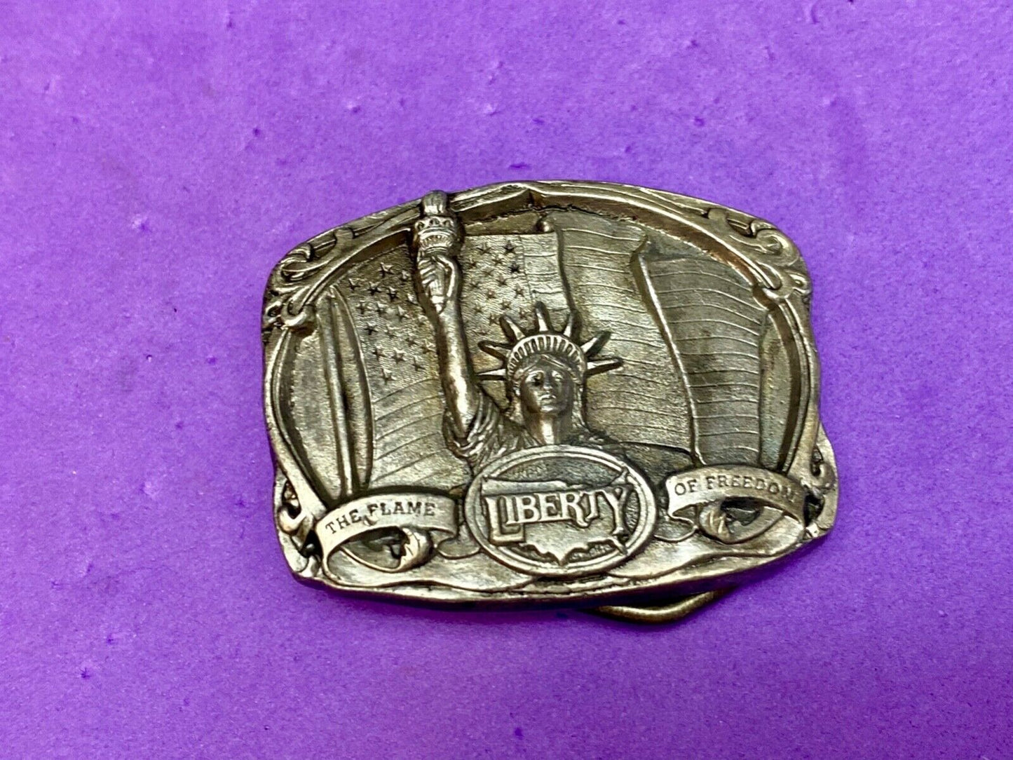 The Flame of Freedom. - Statue of Liberty 1986 Bergamot D-157 belt buckle