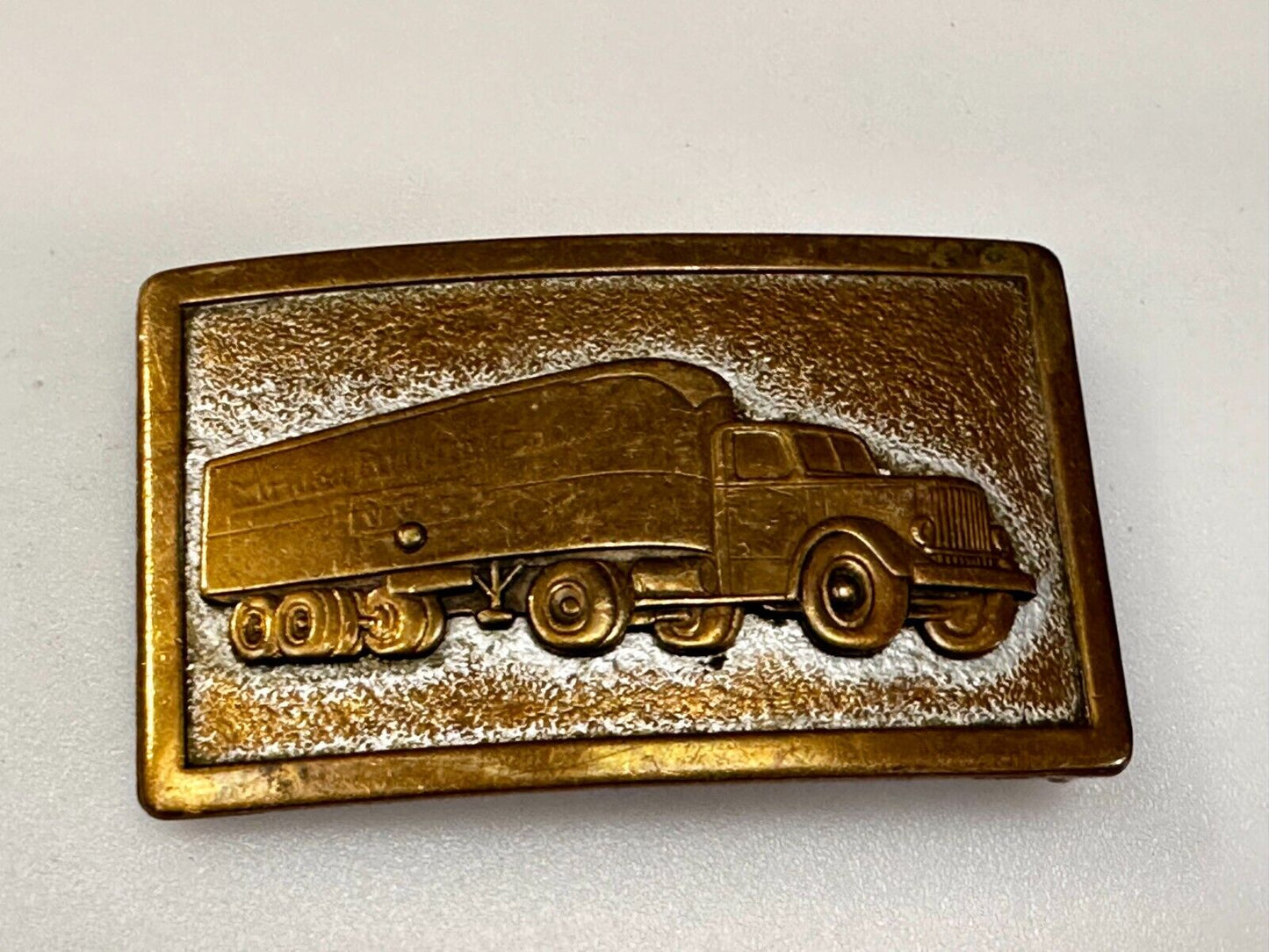 Big Rig Raised Semi Drivers 18 Wheeler Brass Tone Drivers Trucker's Belt Buckle