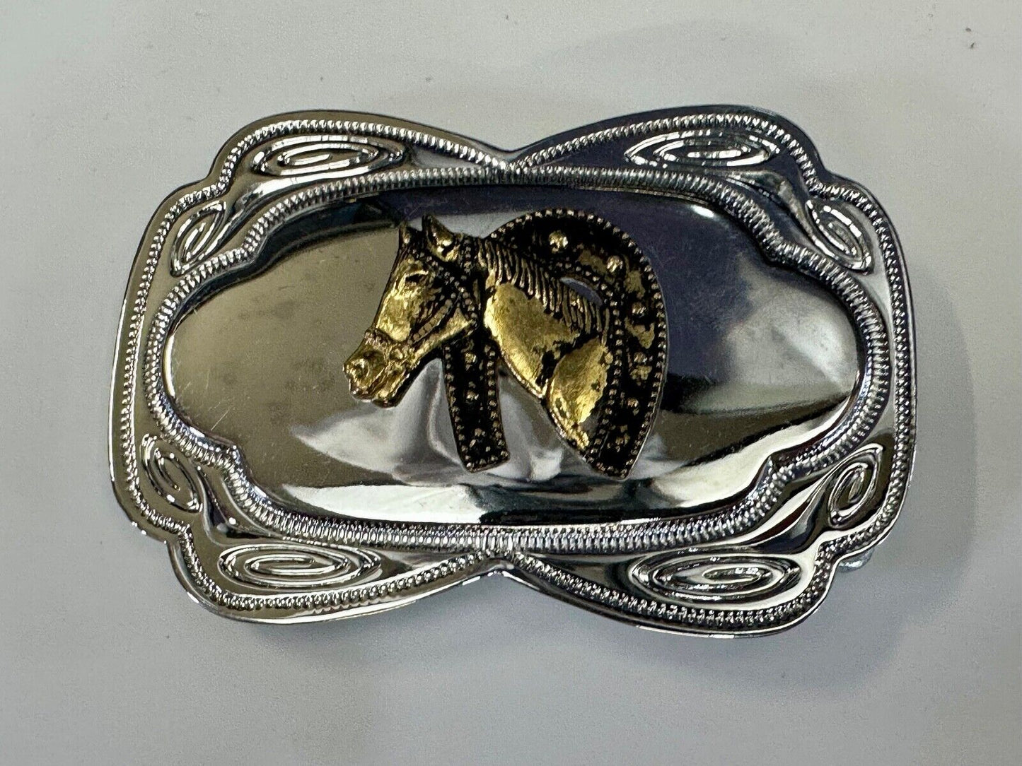 Beautiful Horse head / lucky horseshoe - two tone reflective belt buckle