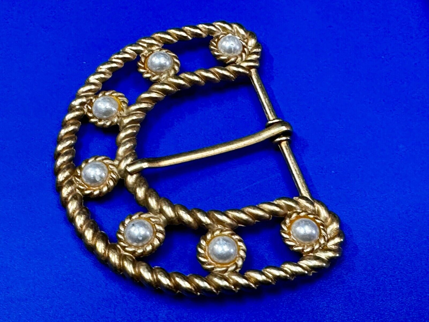 Beautiful Faux Pearl Openwork Rope Border Gold Tone Replacement Belt Buckle