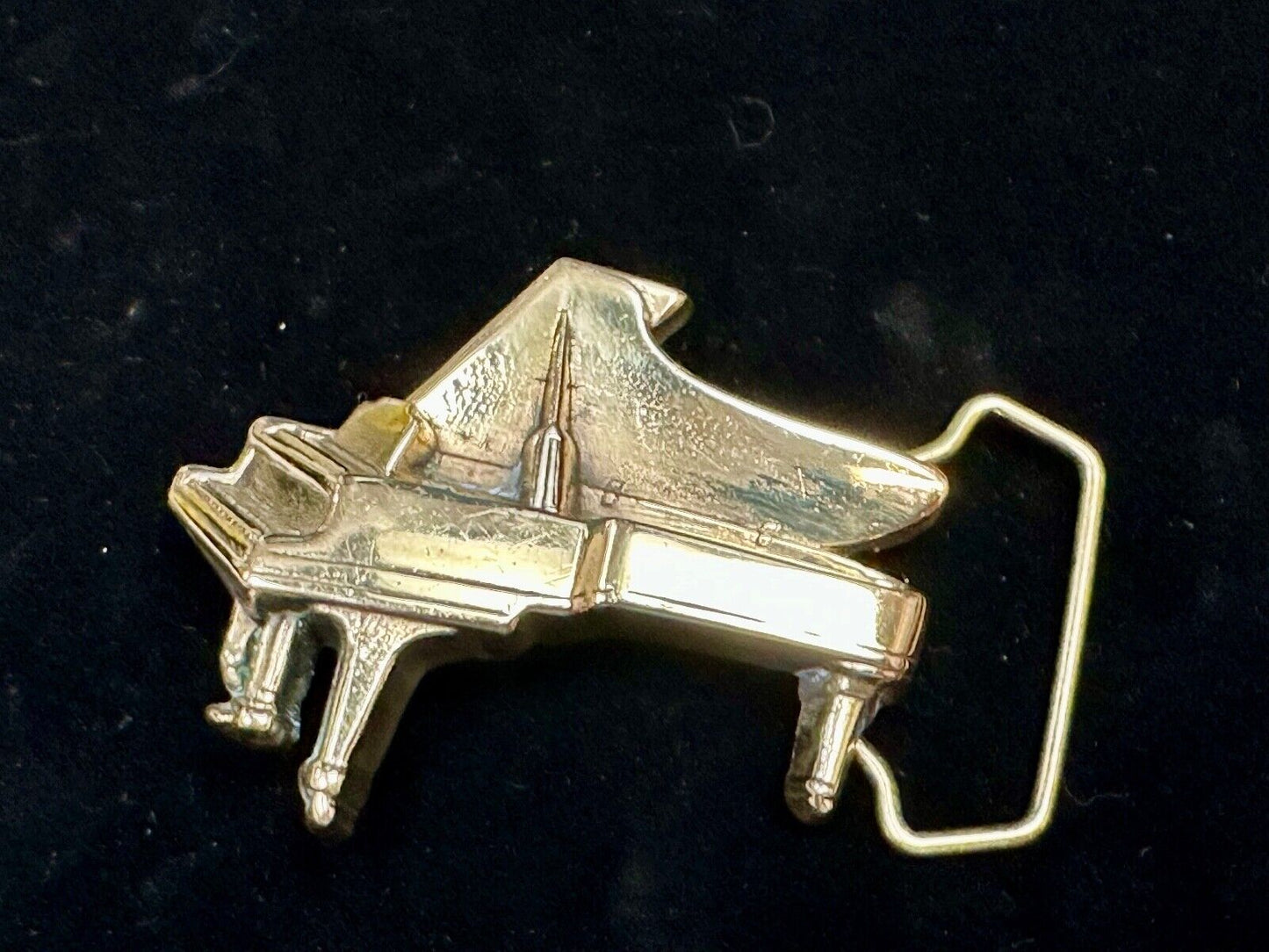 Beautiful Baby Grand Piano 1978 Baron Buckles Solid Brass belt buckle
