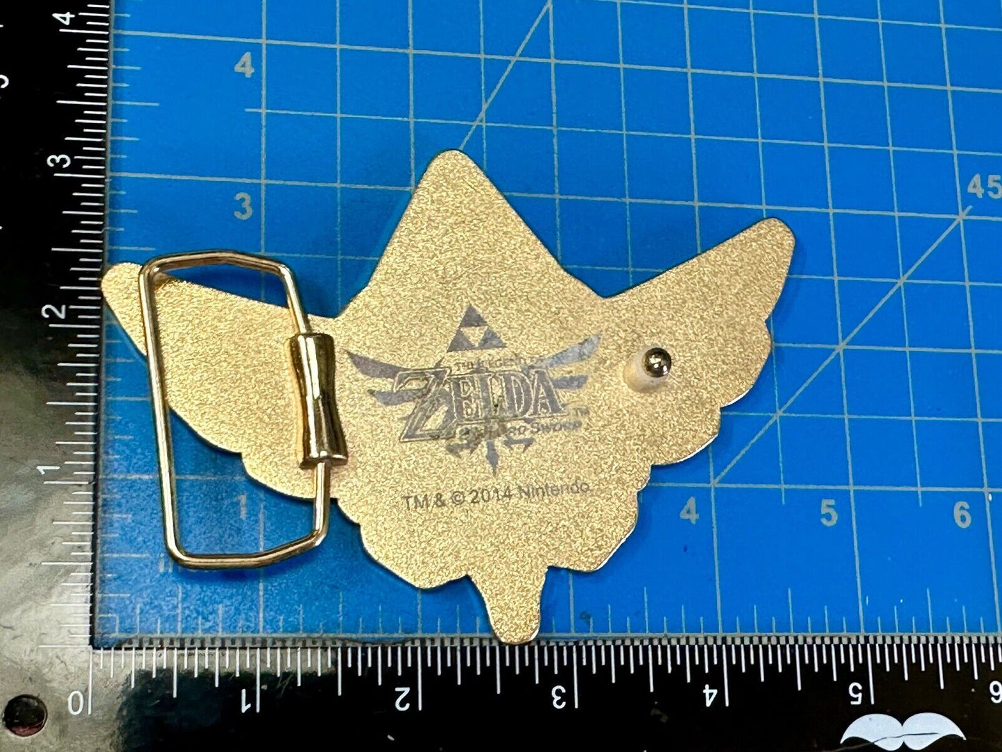 The Legend Of Zelda Black Golden Crest Triforce Nintendo 2014 Belt Buckle