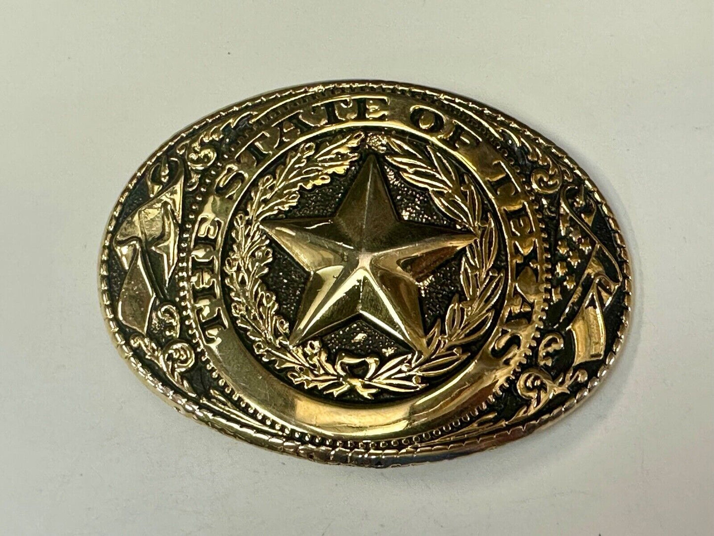 The Great State of Texas Star & Flag gold & black color western belt buckle