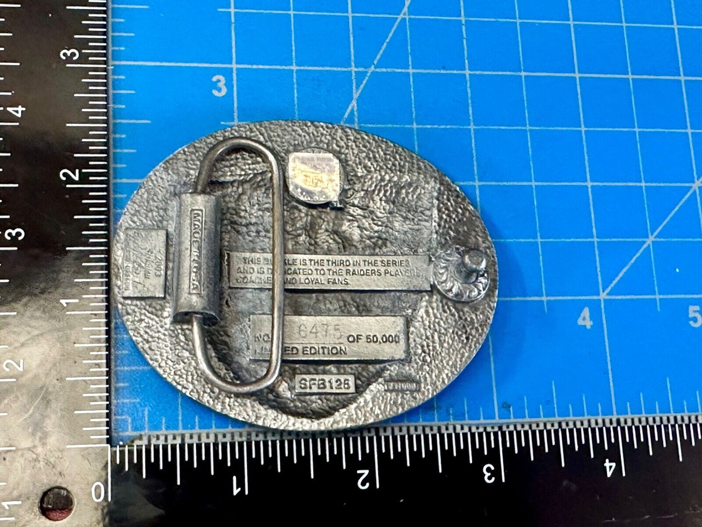 2003 Oakland Raiders NFL Football Commemorative Belt Buckle