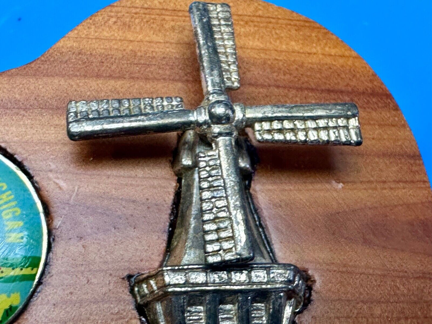 Vintage Artisan Inlaid Holland Michigan Pin and windmill Into wooden Belt Buckle