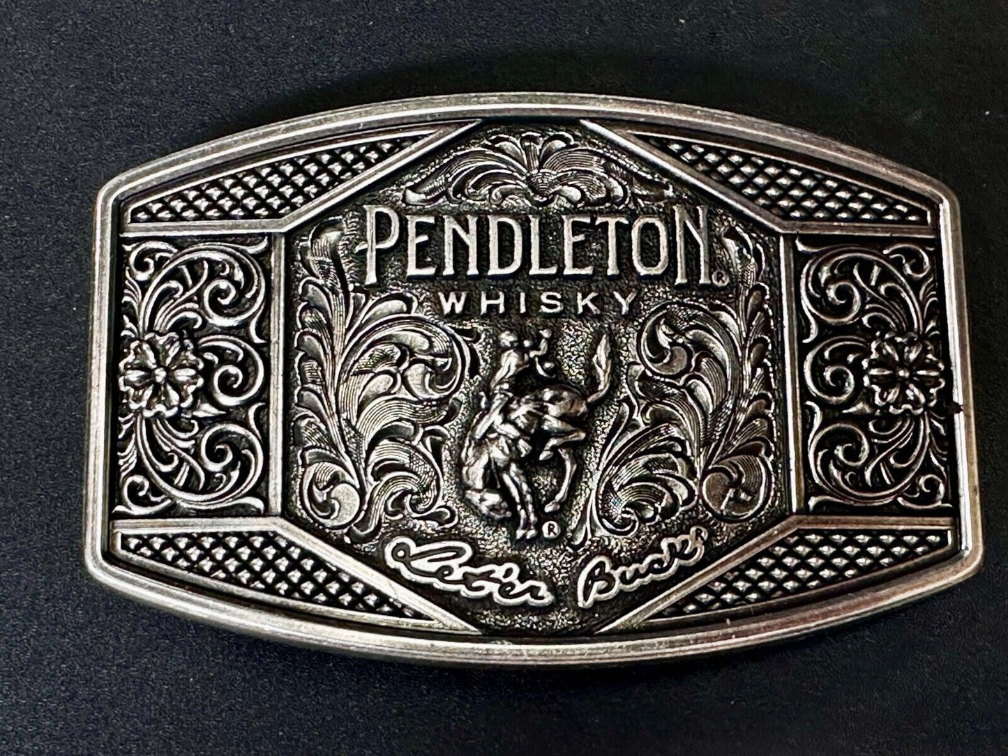 2022 Pendleton Whisky Let'er Buck Montana Silversmith Rodeo NOS Belt Buckle