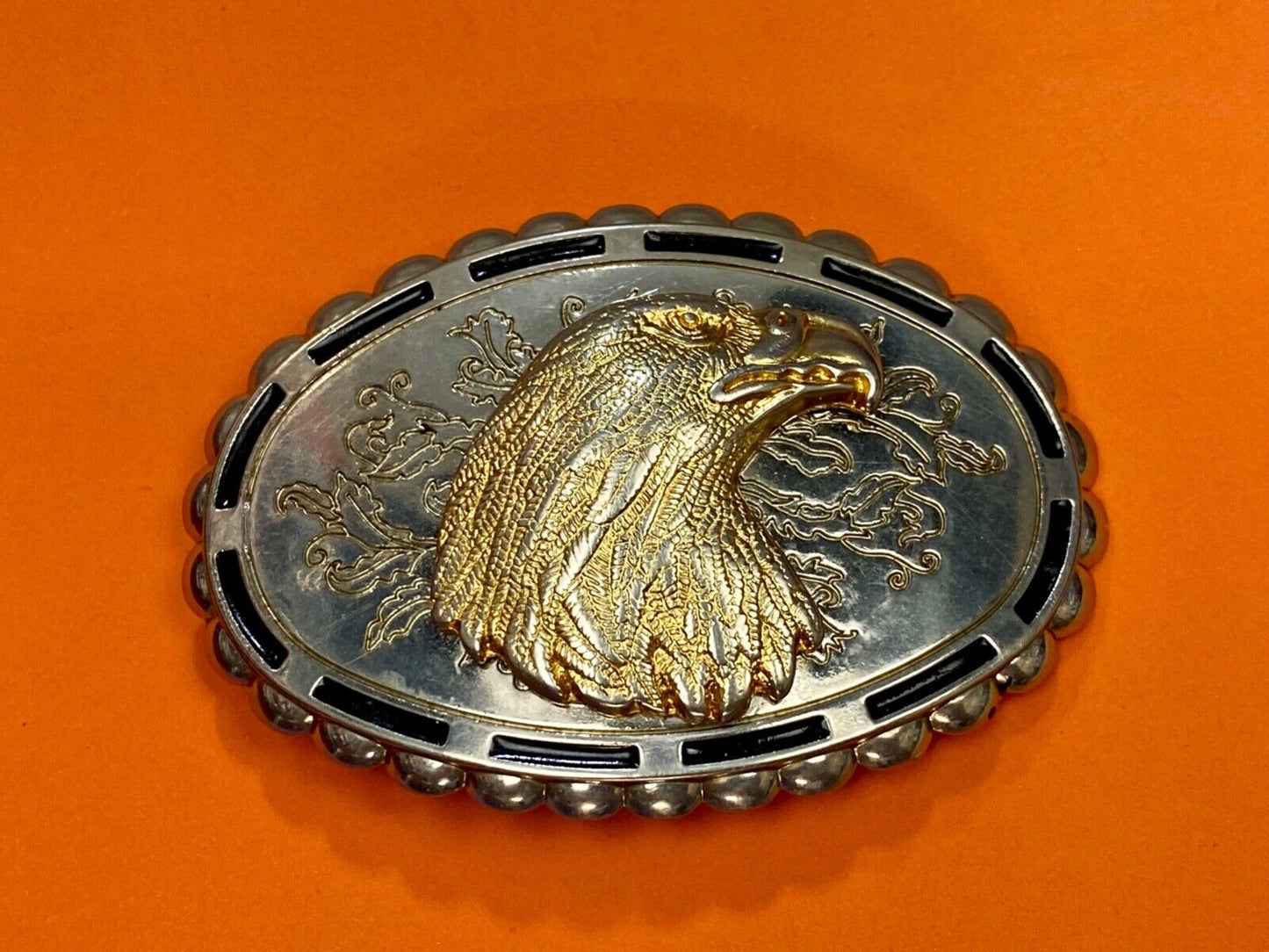 Bald Eagle head Patriotic western oval black accented boarder belt buckle