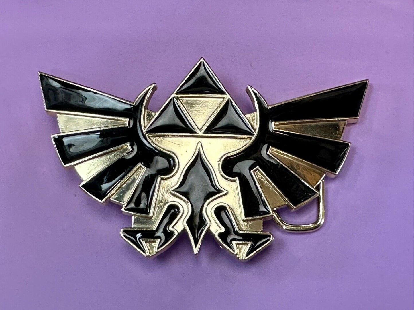 The Legend Of Zelda Black Golden Crest Triforce Nintendo 2008 Belt Buckle Hylian