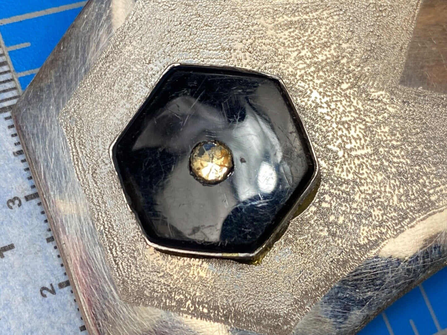 artisan silver color unique shaped unknown to me! belt buckle - space to engrave