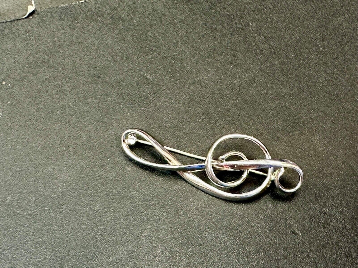 Treble clef music theme signed vintage brooch pin from estate find