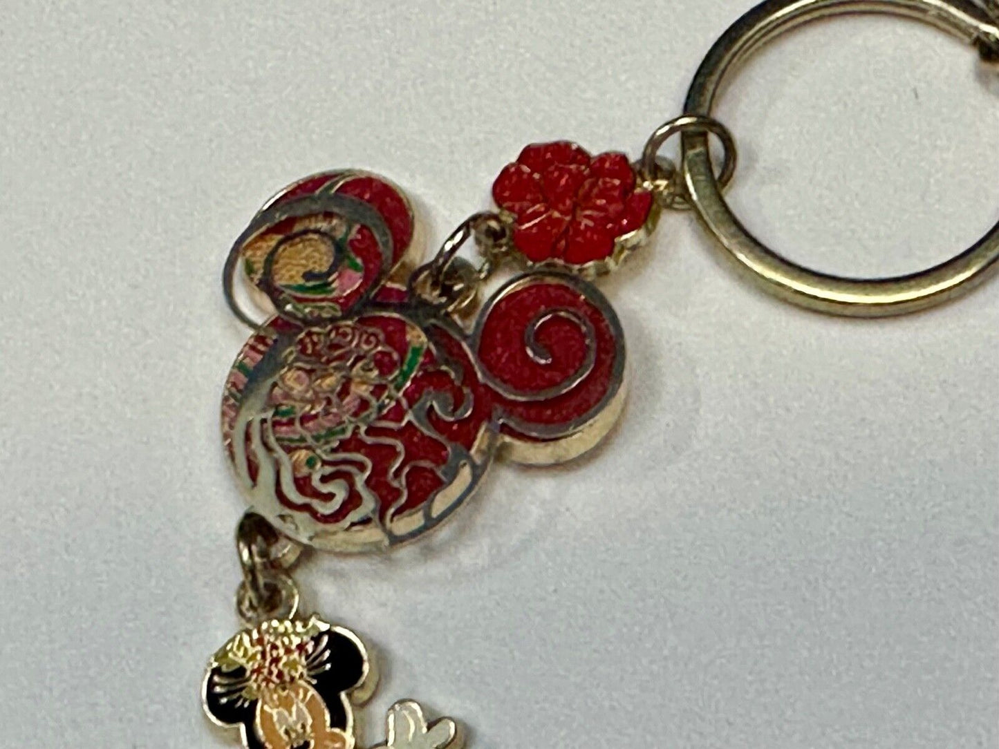 Vintage Dangle Minnie Mouse. - Disneyland Keychain - Key Ring Chain