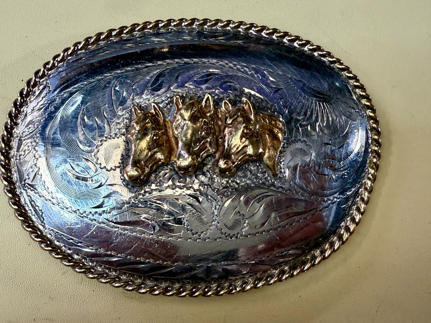3 Horse Heads - Blank Ribbons Tex Tan Sterling Front Hand Engraved Belt Buckle