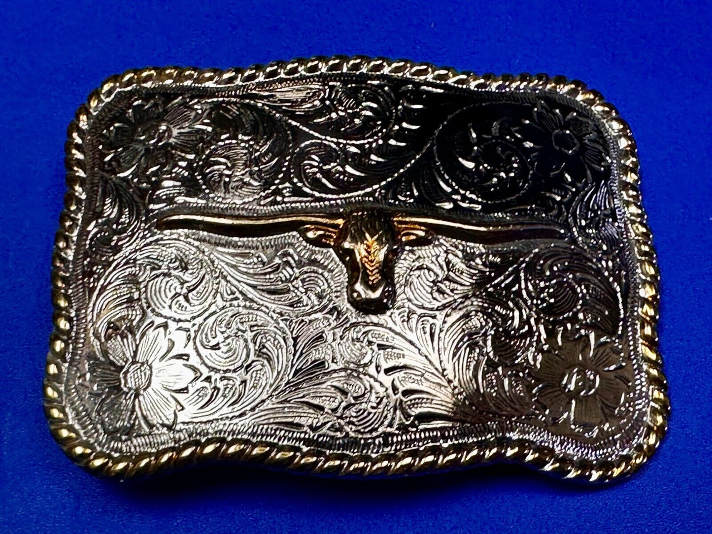 Texas Longhorn Vintage Western Flower Swirl Design Belt Buckle With Rope Boarder
