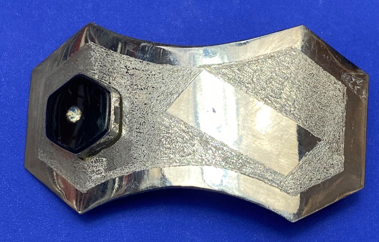 artisan silver color unique shaped unknown to me! belt buckle - space to engrave