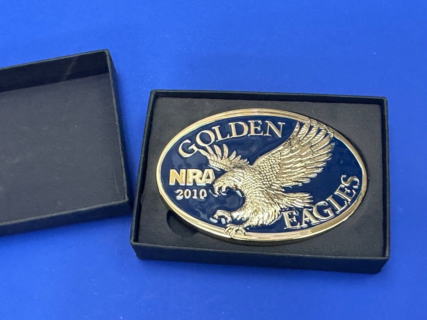 2010 Commemorative Golden Eagles NRA belt buckle in box - Vote Gun Rights