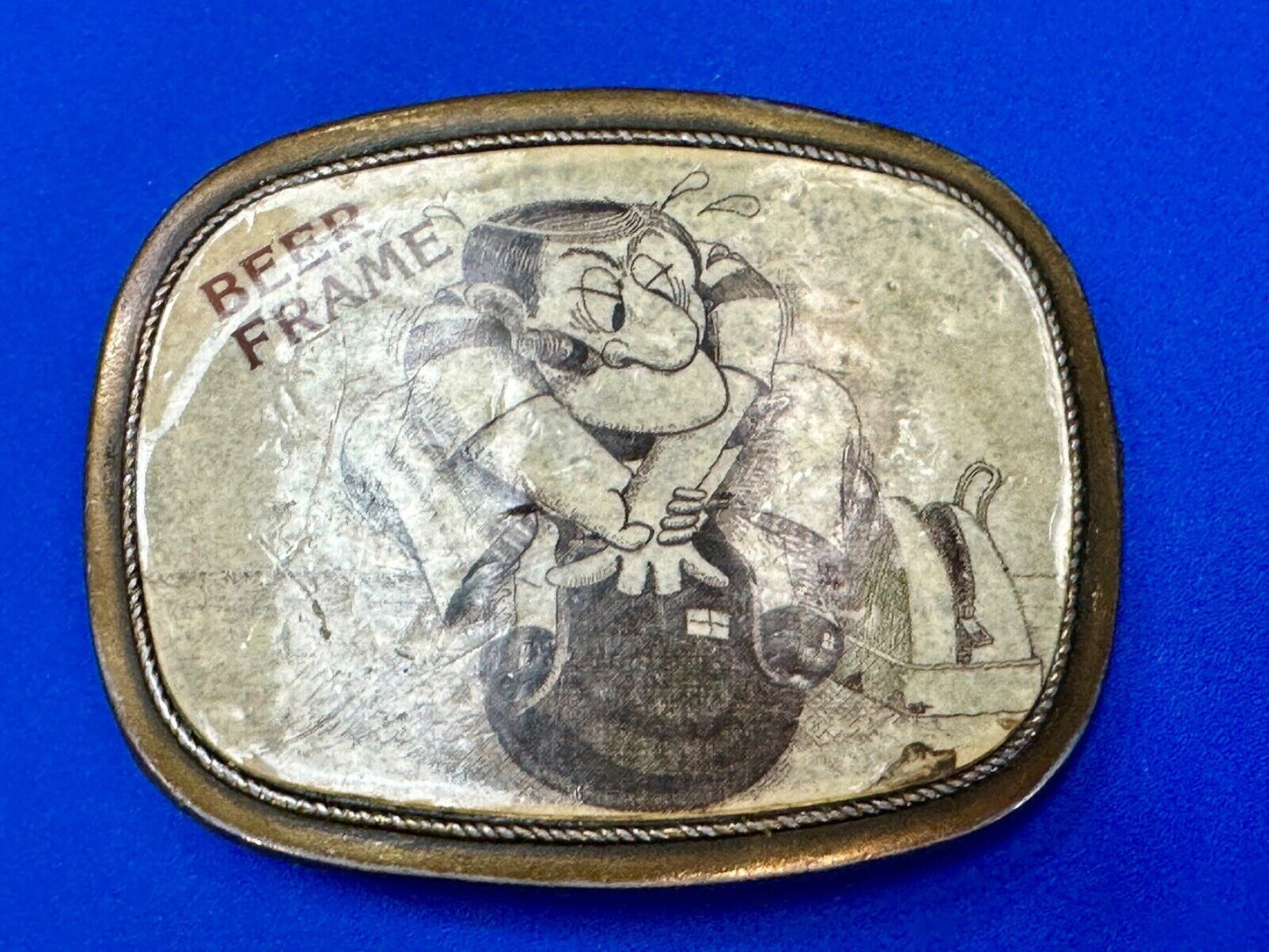 beer frame bowling vintage novelty picture cartoon style belt buckle