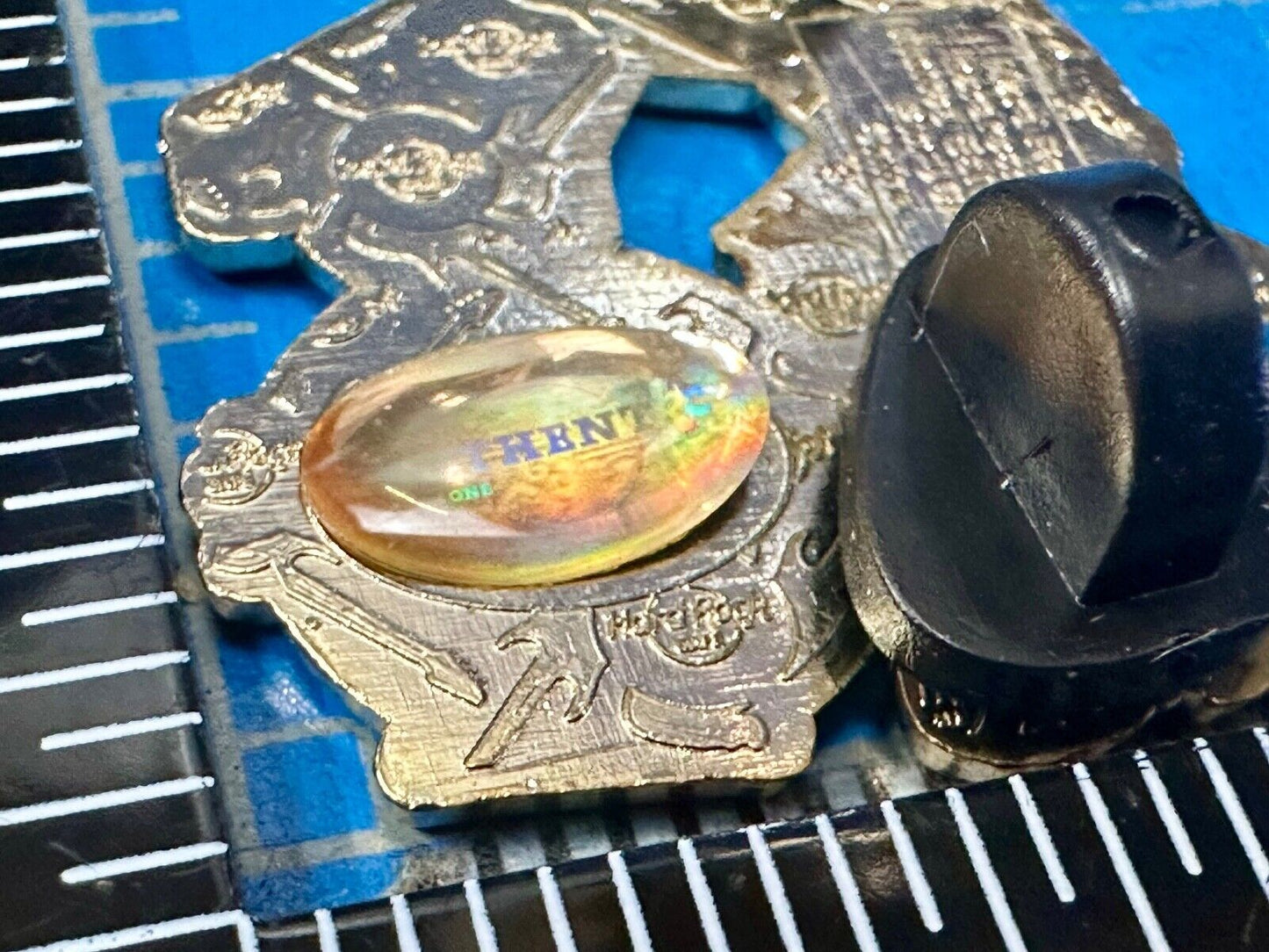 2011 Miami FL Keyboard Player Hard Rock Cafe Baby Rocker collectors pin