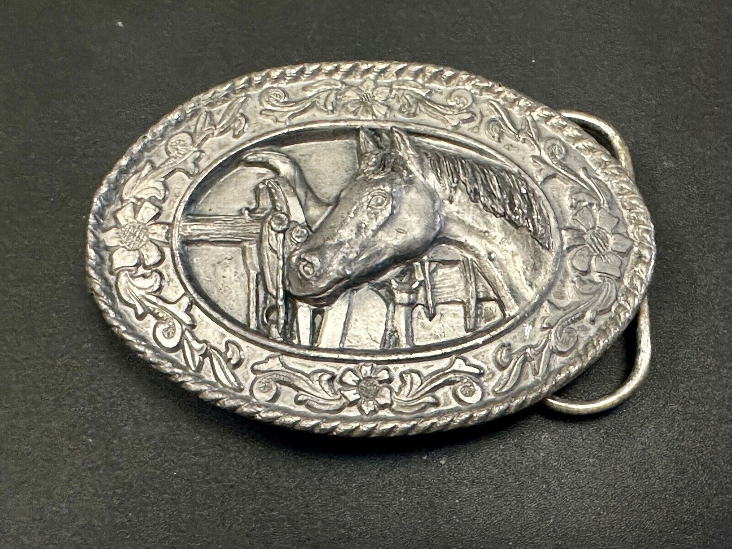 Vintage 1985 Horse lovers siskiyou pewter belt buckle