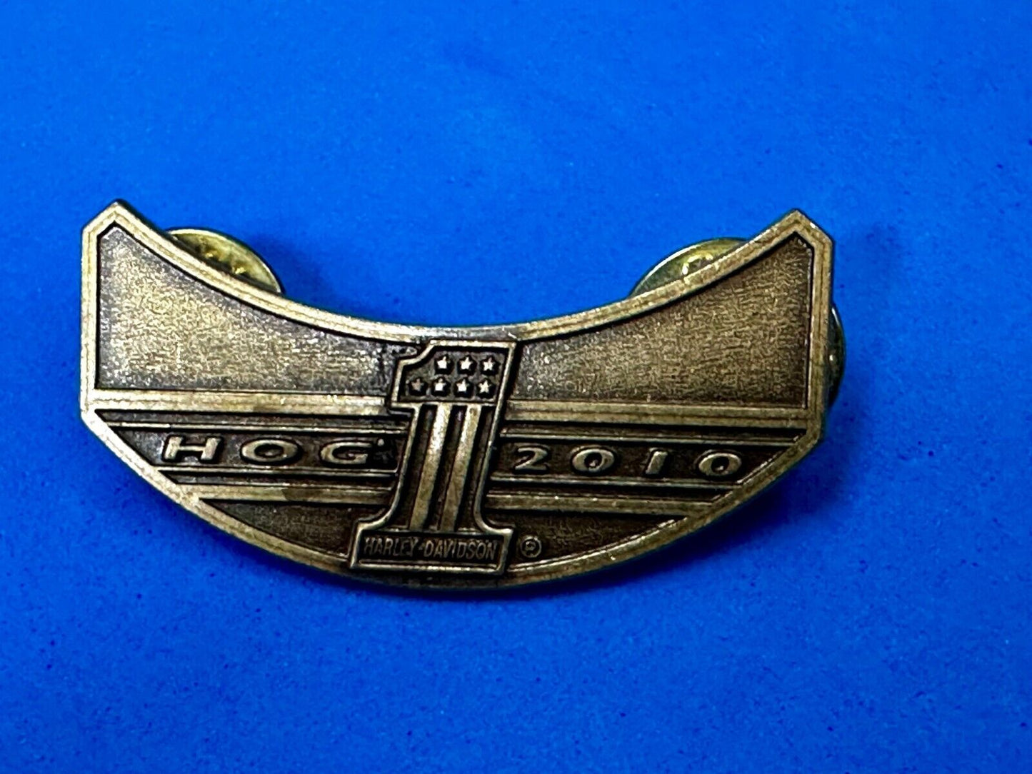 2010 Harley Davidson Owners Group HOG Pin for Jacket or Vest