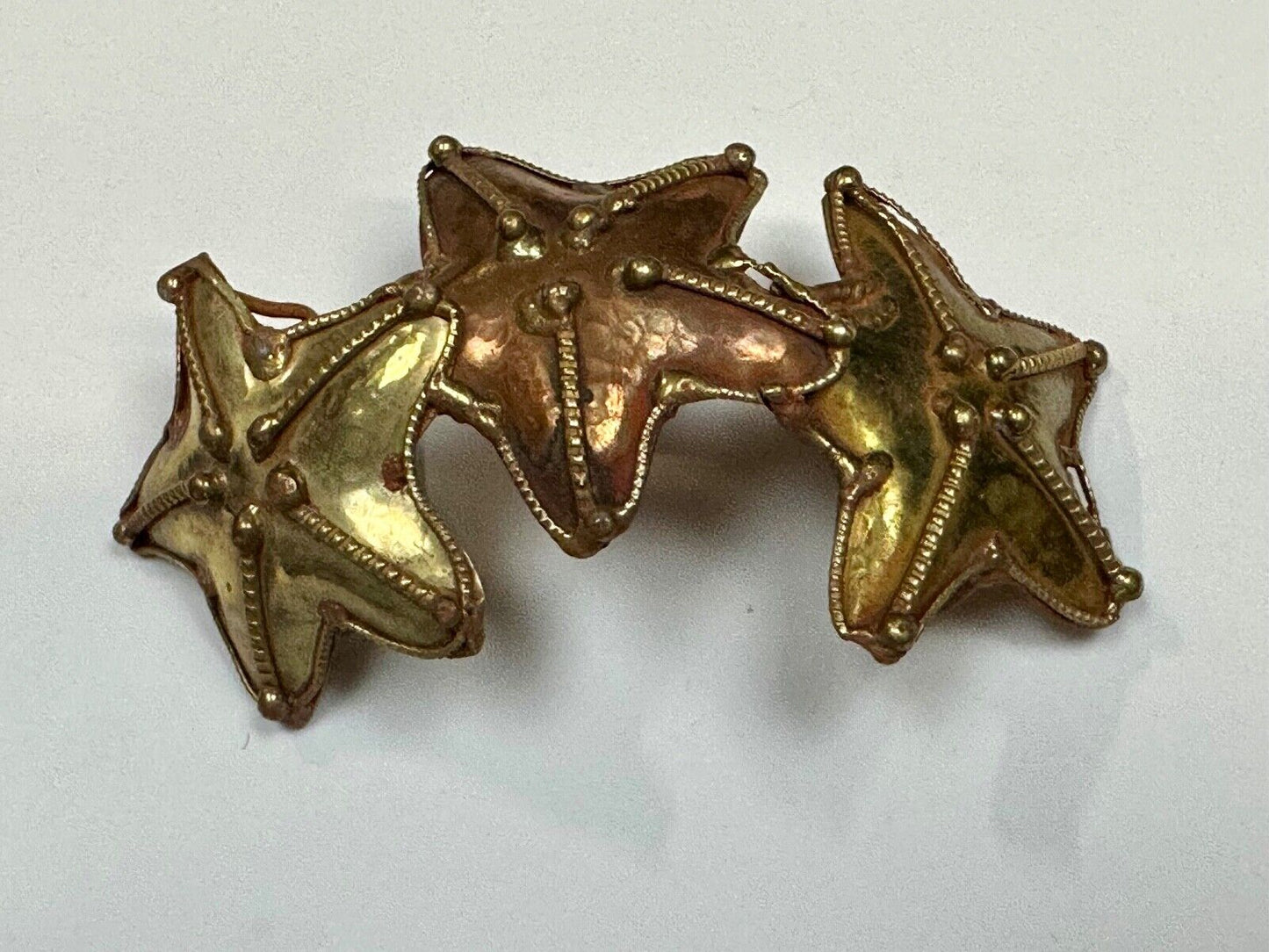 Three connected Starfish Mixed medal & colors , India vibe NOS belt buckle