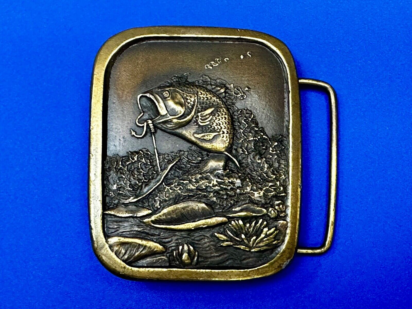 Bass Sport Fishing Vintage 1976 Indiana Metal Craft Belt Buckle