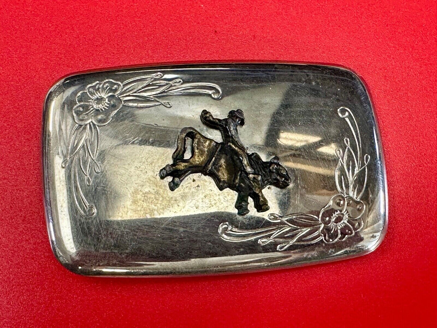 USA made Cowboy Saddle Bronc Western two tone belt buckle