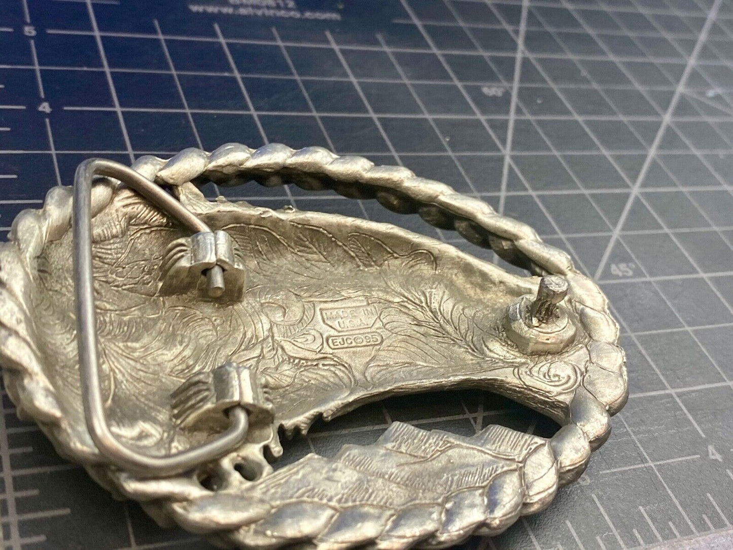 Vintage 1995 EAGLE head see through PEWTER belt buckle by EJC