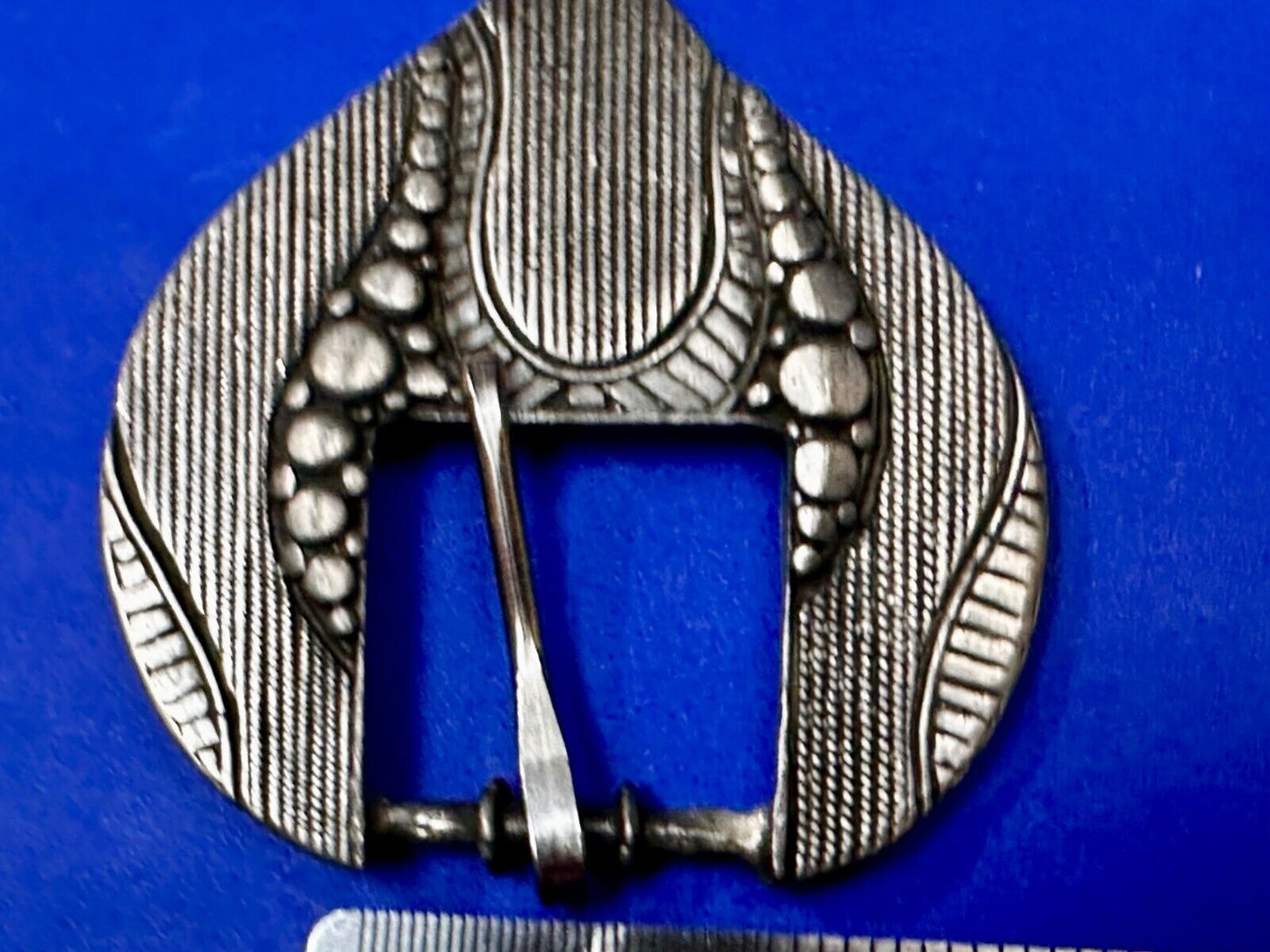 Beautiful Heart Shape Textured Replacement Dress Silver Tone Belt Buckle- MZ RCC
