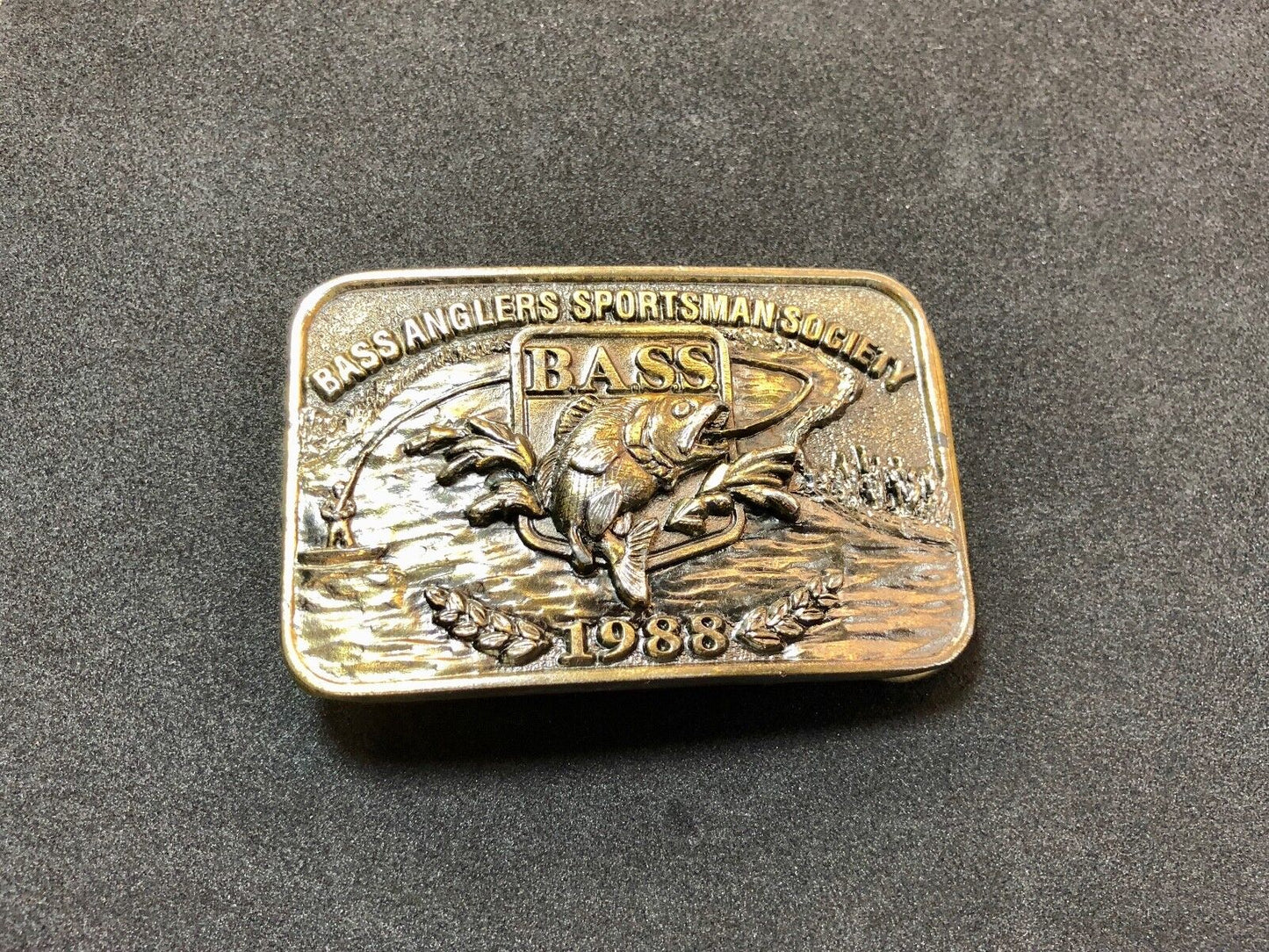 VINTAGE 1988 **BASS ANGLERS SPORTSMAN SOCIETY** BELT BUCKLE