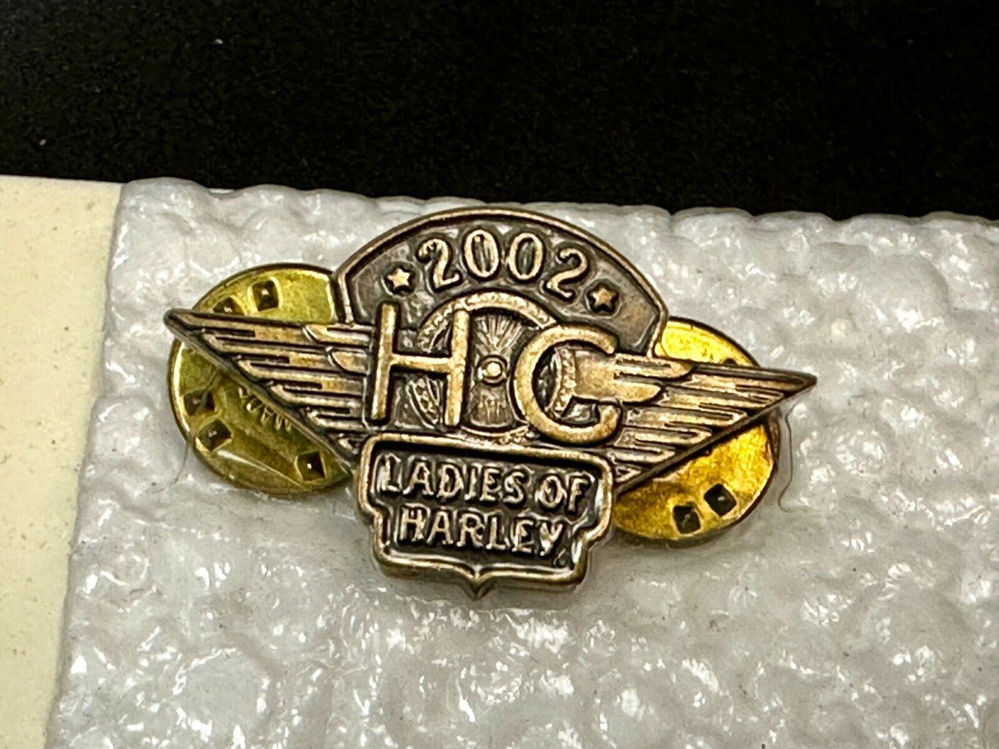 2002 Ladies of Harley Davidson Owners Group HOG Pin for Jacket or Vest
