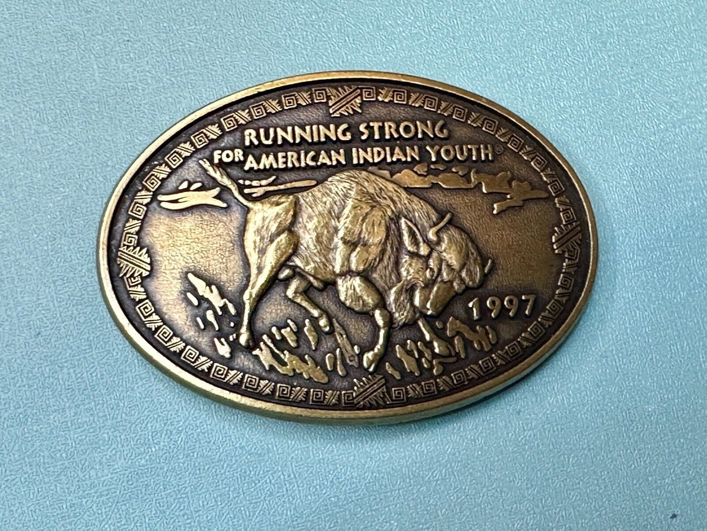 1997 RUNNING STRONG FOR AMERICAN INDIAN YOUTH BUFFALO BELT BUCKLE
