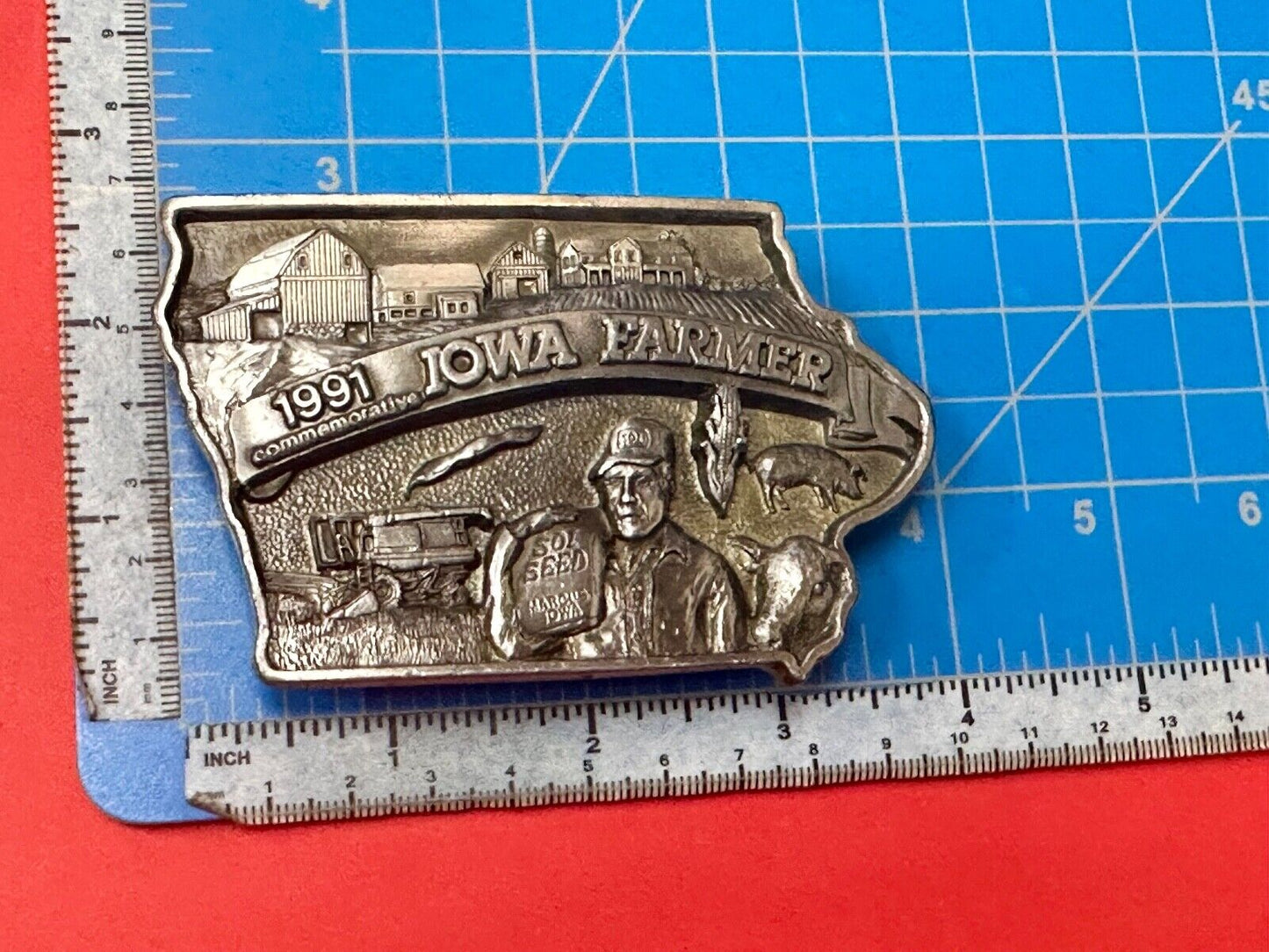 1991 Iowa State Farm Commemorative belt buckle