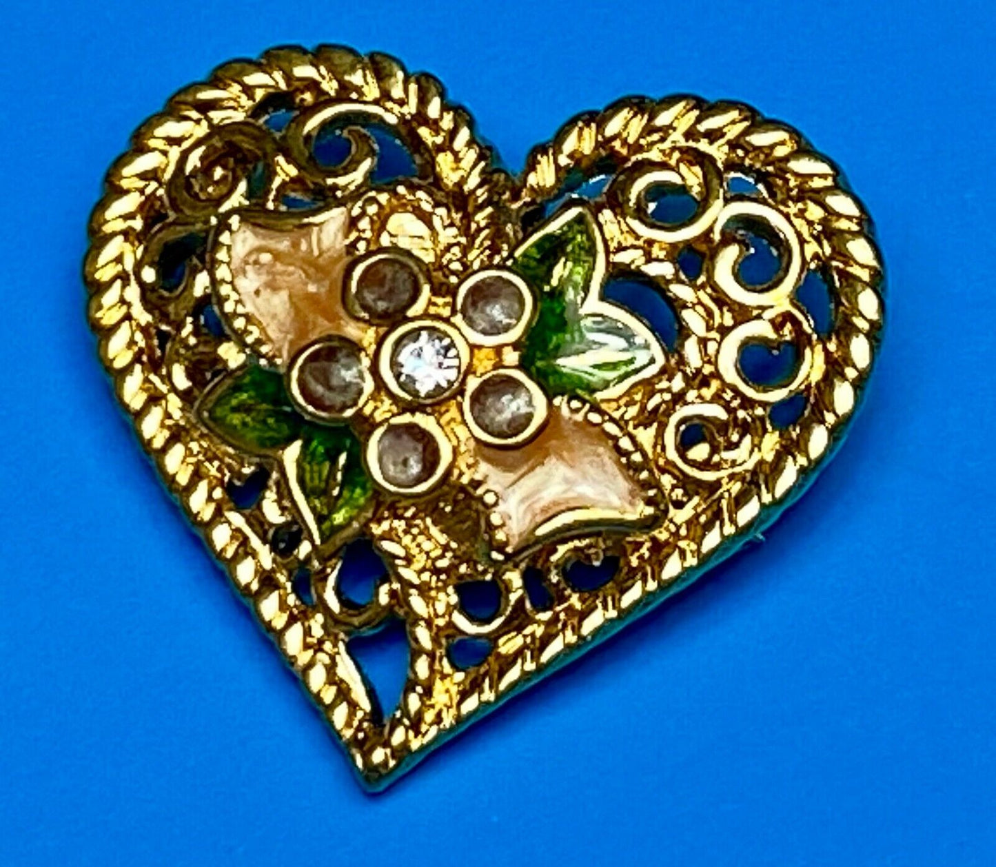 Beautiful I Love You heart-shaped see-through gold tone? 1" pin brooch