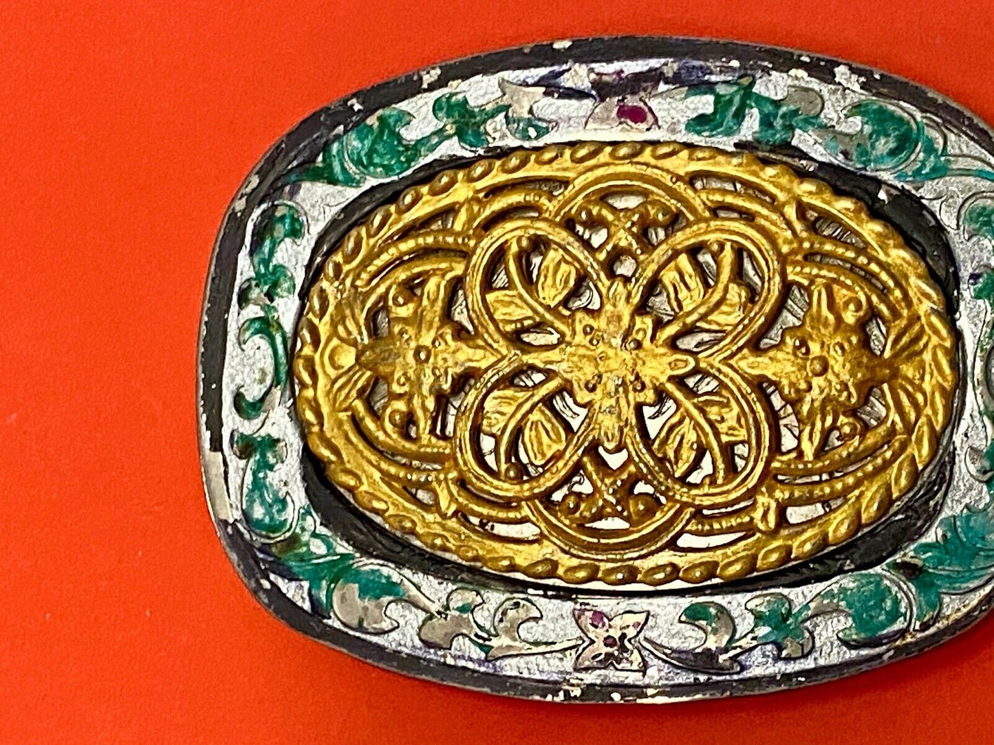 Vintage 4" wide western belt buckle with flower swirl