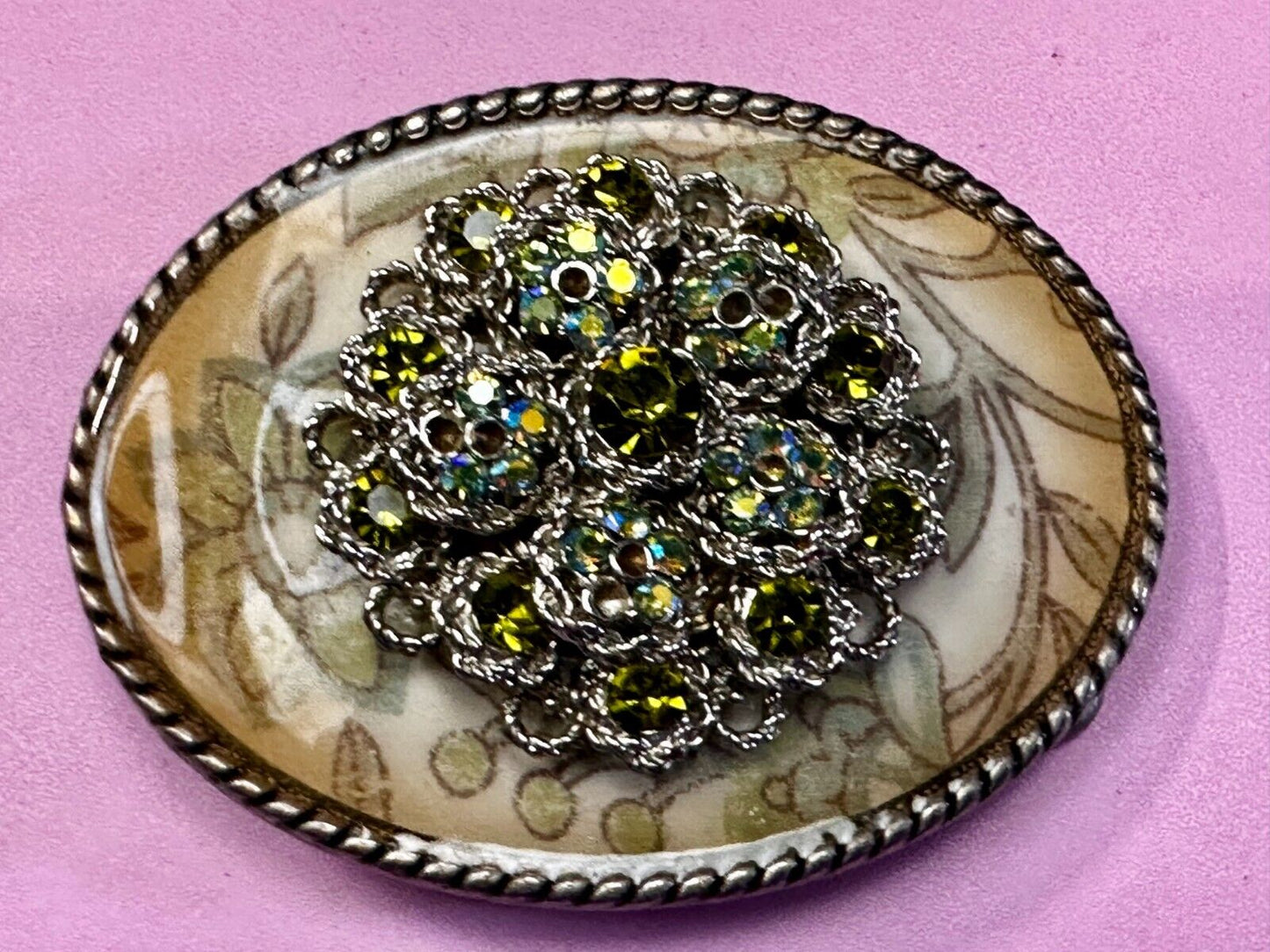 Beautiful Chunky Centerpiece Flower Pattern Rhinestone Accented IVAN Belt Buckle