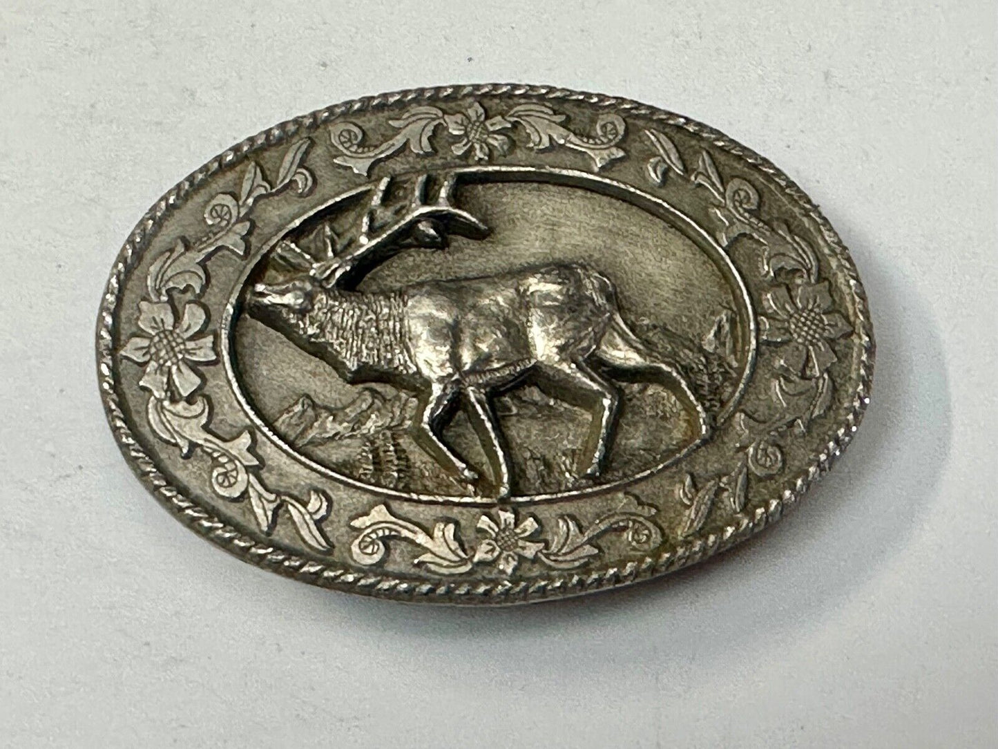 The Great ELK - Vintage 1980 D-4000 Siskiyou 2.75" wide Belt Buckle