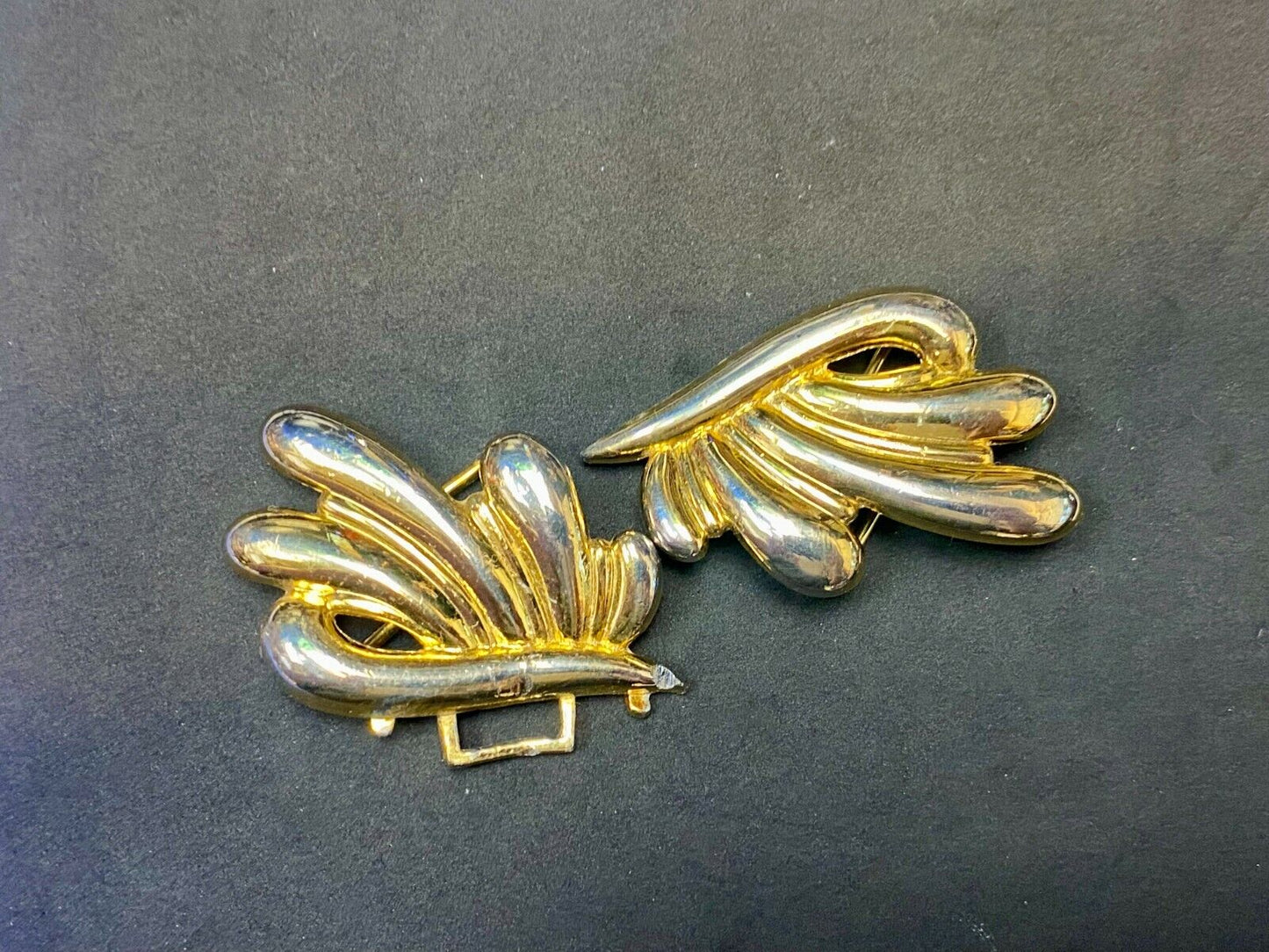 Two Piece Interlocking Gold Tone Wavey Knot Belt Buckle Signed Paquette