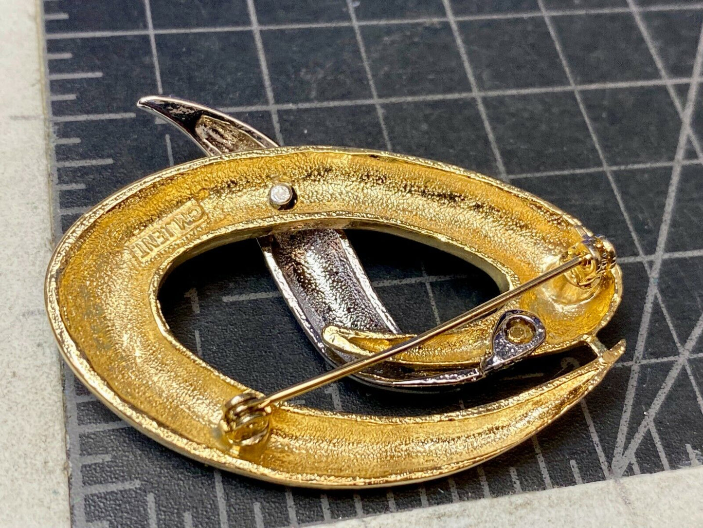 Vintage Brooch MJENT M Jent gold tone Abstract swirl wave Large lapel pin