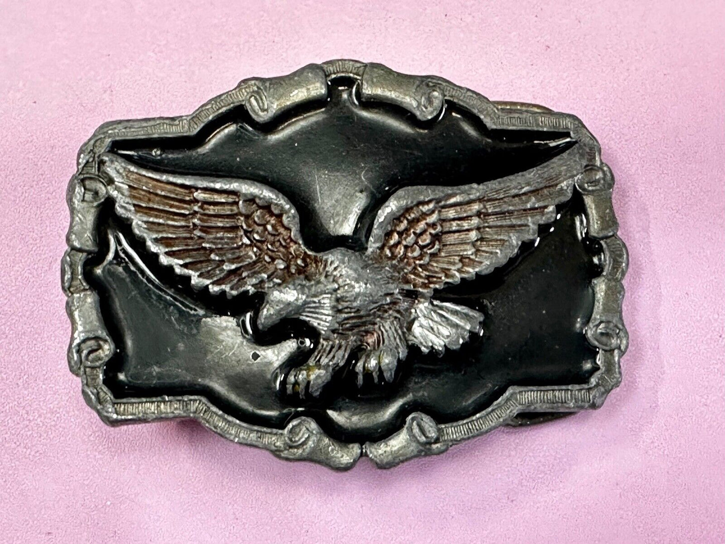 Vintage 1983 Patriotic Flying EAGLE western framed Great American Belt Buckle