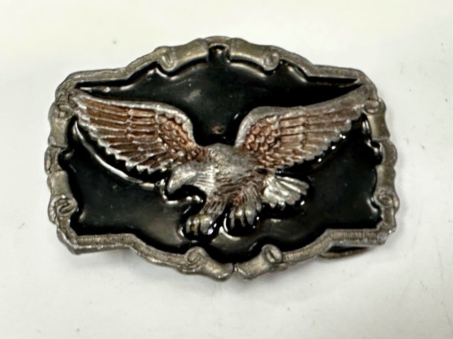 Vintage 1983 Patriotic Flying EAGLE western framed Great American Belt Buckle