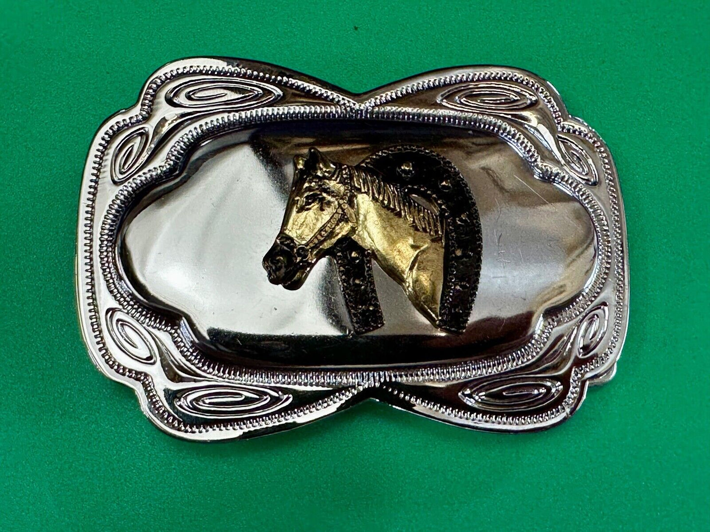 Beautiful NOS Horse head / lucky horseshoe - two tone reflective belt buckle