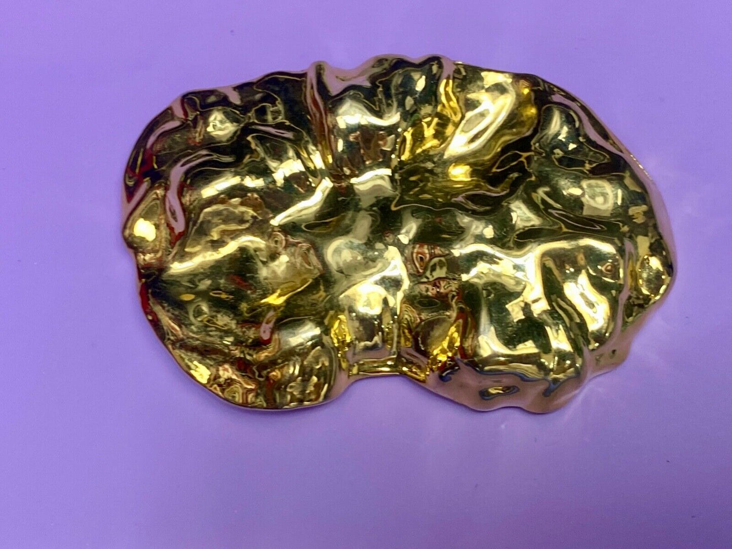 Vintage chunky gold tone crinkle pattern scarf slide