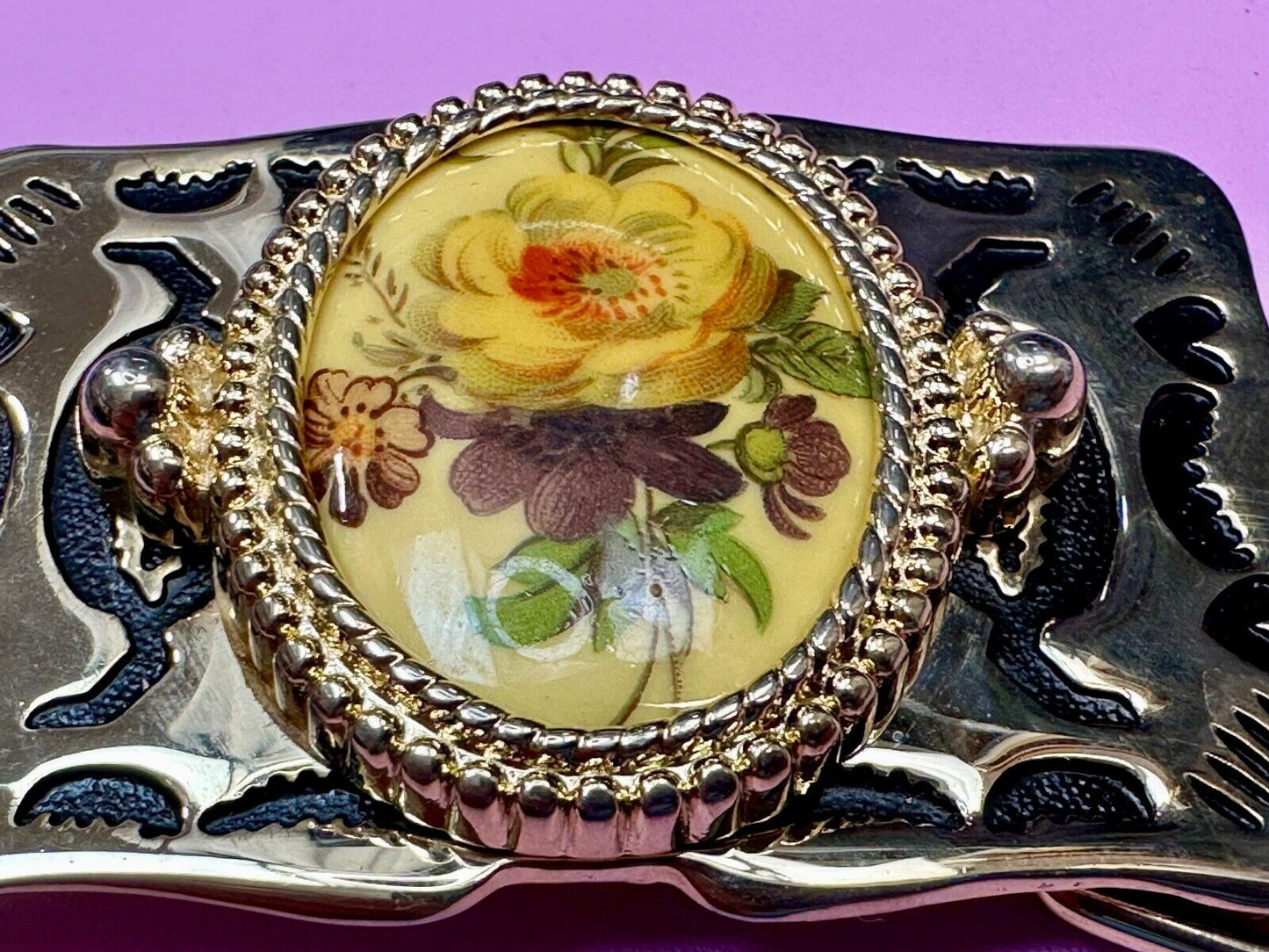 Art Flower Picture Cabochon Cab Centerpiece on gold tone Western Belt Buckle