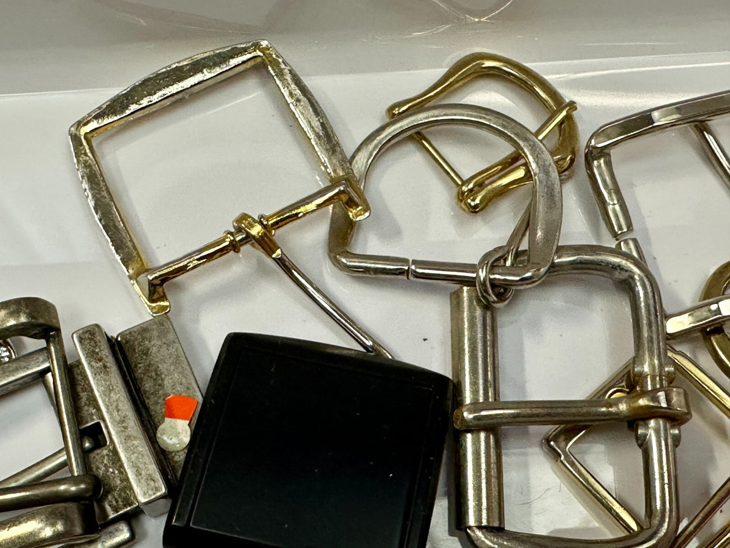 27 Piece Mixed Lot, Grab Bag - Resale Gifts! Vintage & Modern Belt Buckles