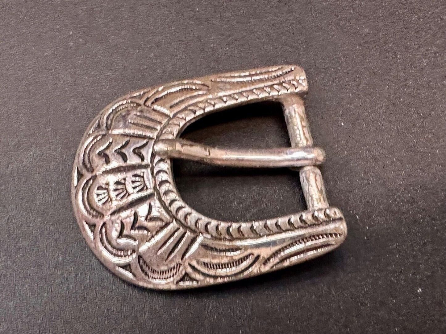 2" wide, silver tone ranger style Replacement Liz Claiborne belt buckle