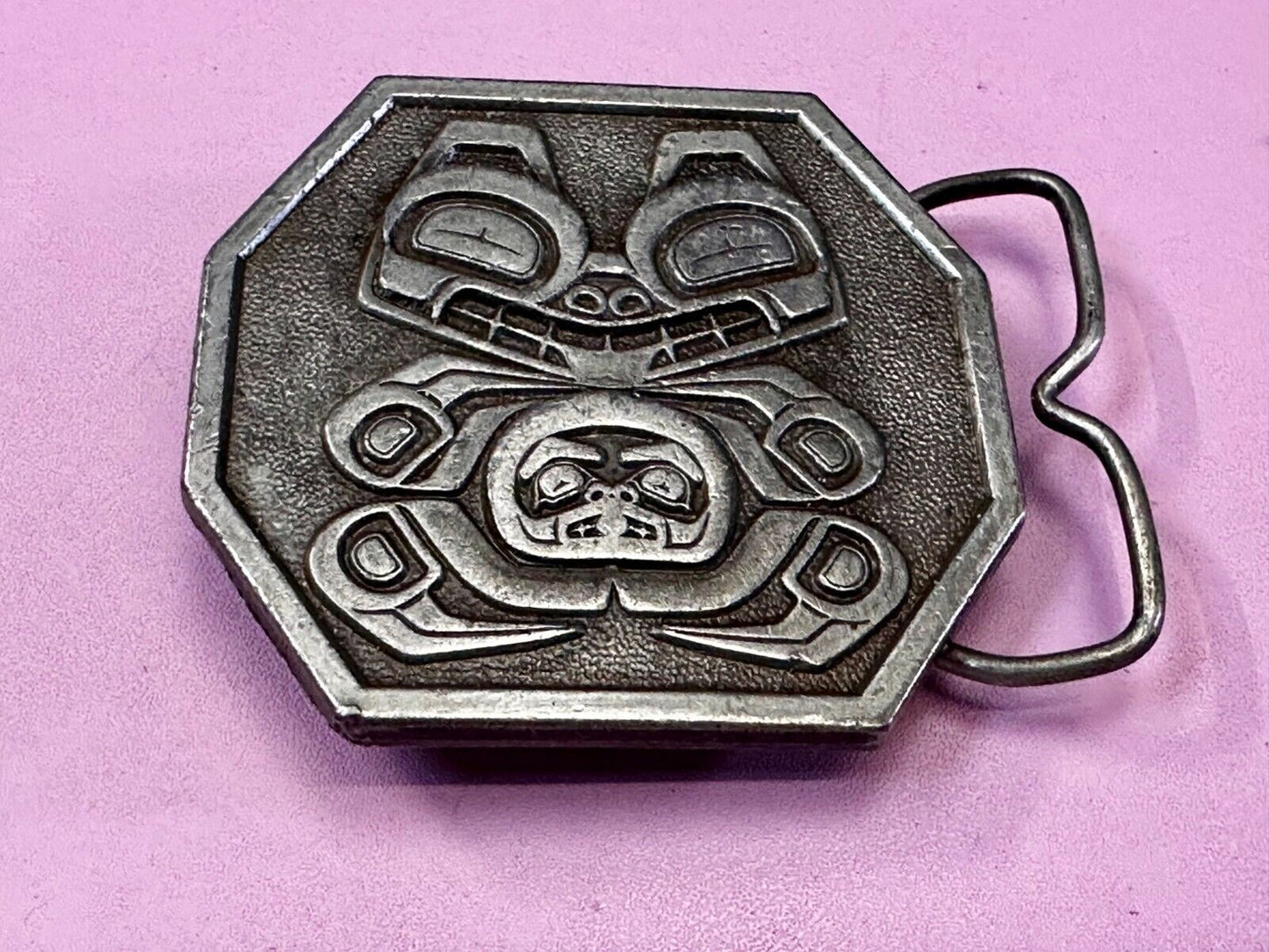 Totem Art Haida Clan Grizzly Bear Revered VTG 1977 Bergamot Belt Buckle