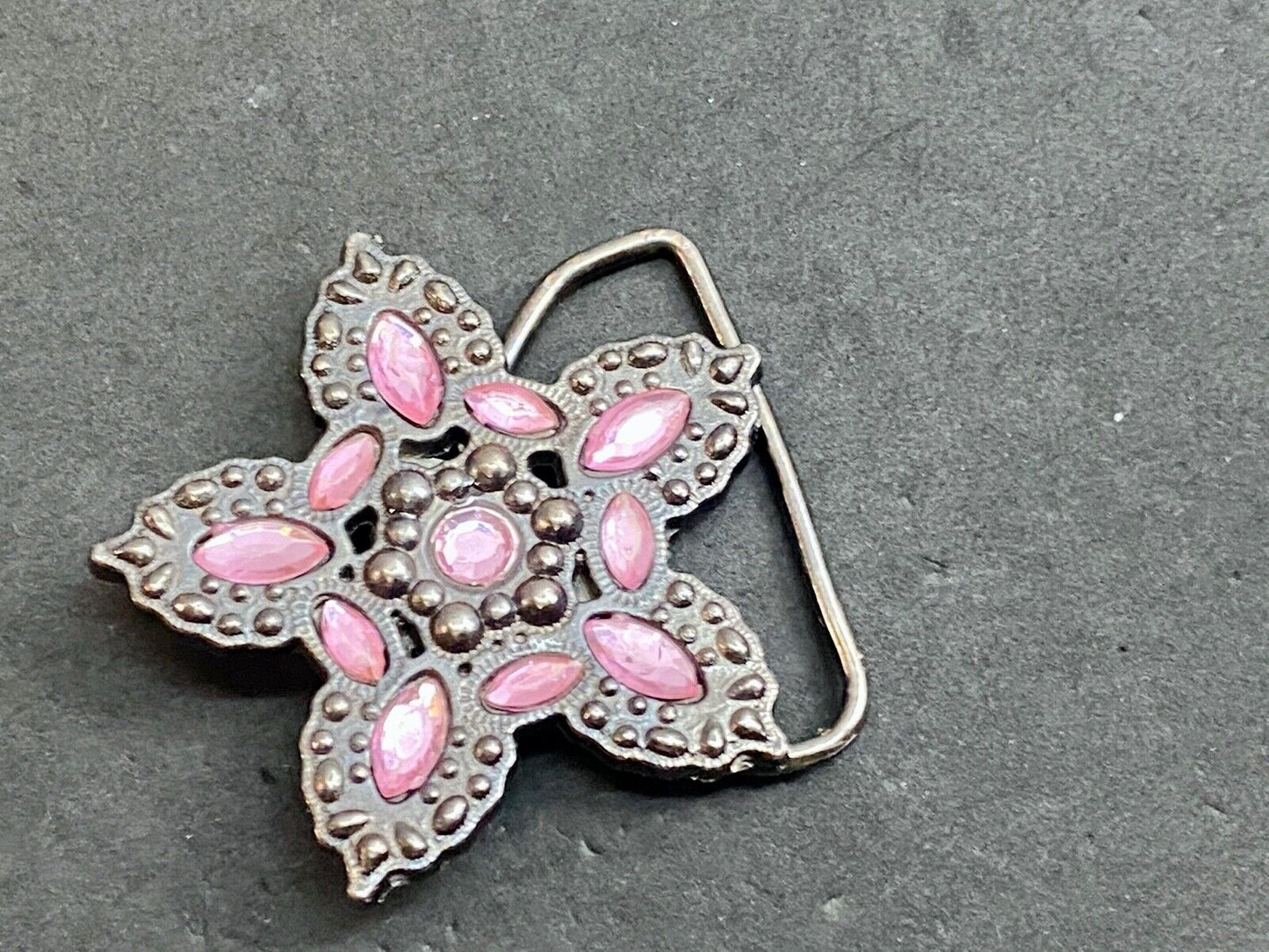 Beautiful star Vintage Cut - Out Multiple rhinestone belt buckle
