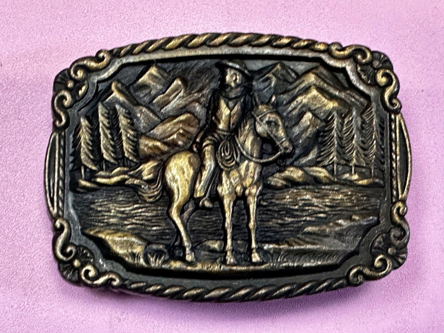 Tall In The Saddle Western Cowboy Leading Wagon Train Vintage ART Belt Buckle