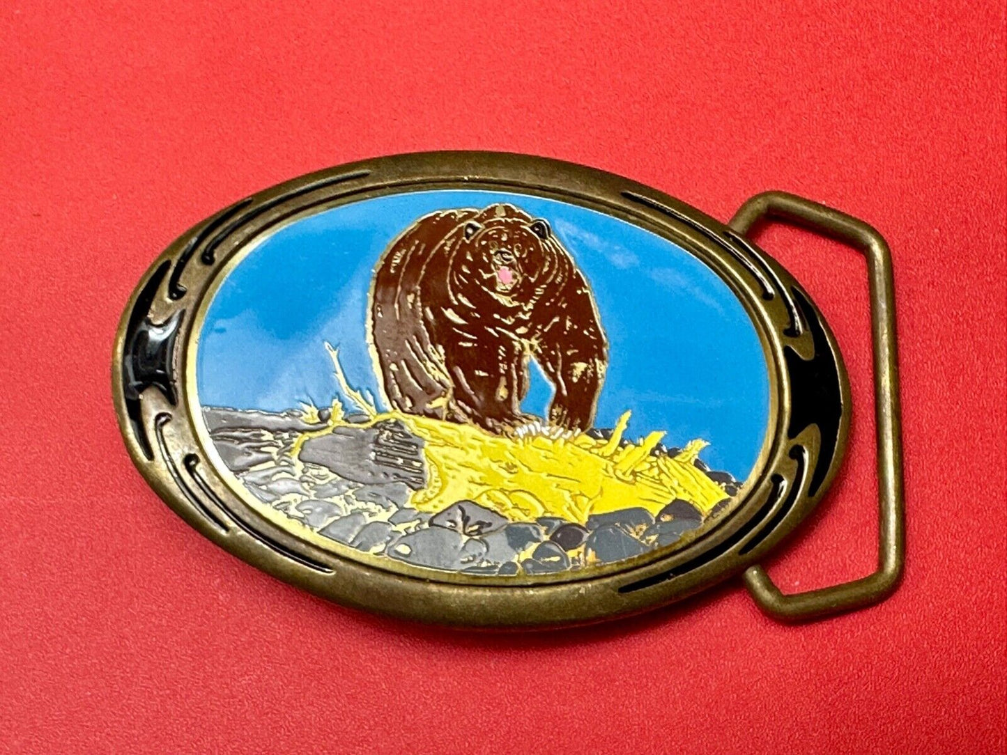Vintage Bear F 09 FC 1988 solid brass belt buckle