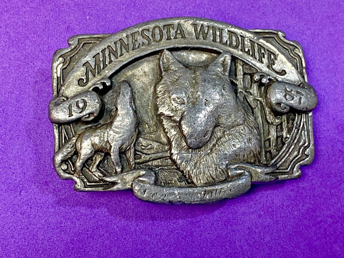 Vintage 1987 Commemorative Timber Wolf State of MN Minesota Wildlife series